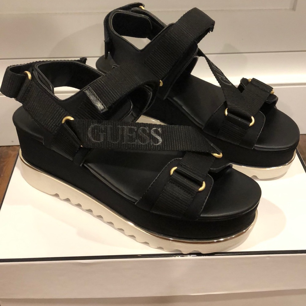 Brand New Guess Laureta - Platform Sandal